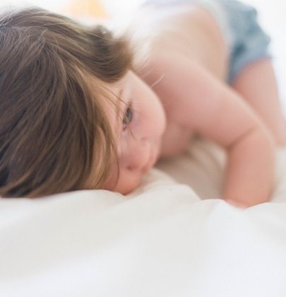 Endormir bébé par forte chaleur : quelques astuces !