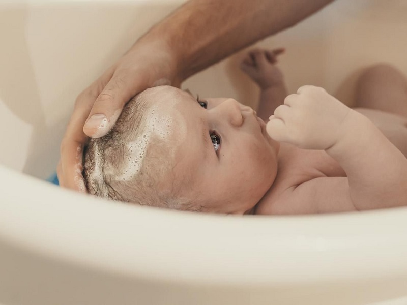 Mixa bébé Shampooing apaisant bleuet - INCI Beauty